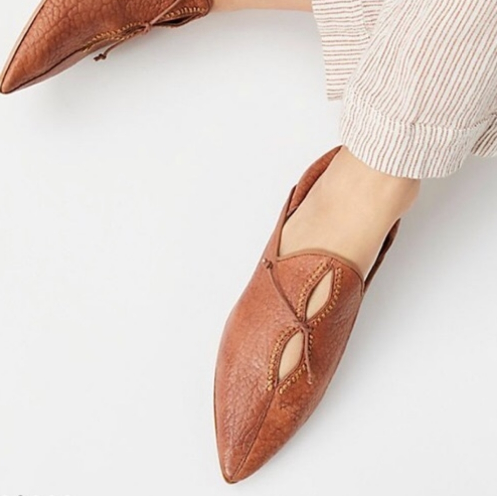 Free People St. Lucia Flats in Tan, NWOT